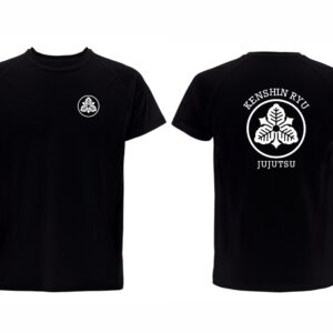 T-shirt preta com símbolo branco